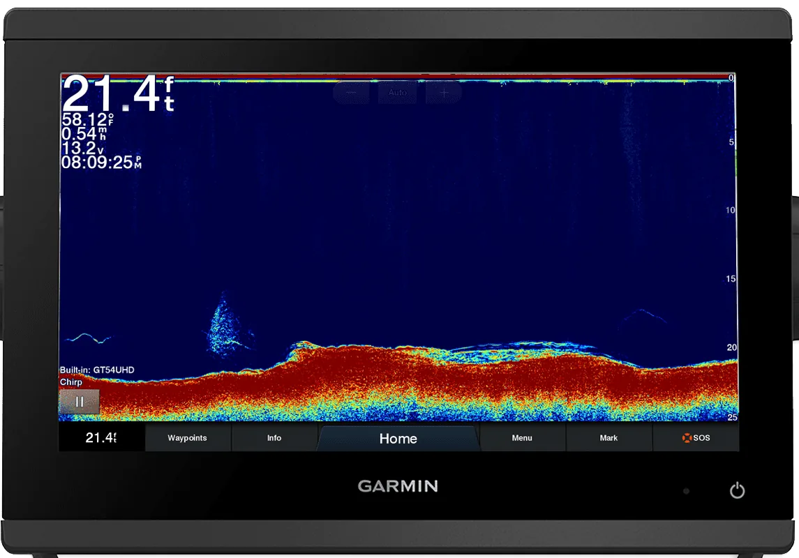 Garmin CHIRP sonar screen in 21 feet of water with marks lying right on top of the red bottom band and a thin band of surface clutter at the top